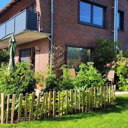 Ferienwohnung Seestern - Haus Seeschwalbe Schillig Exterior foto